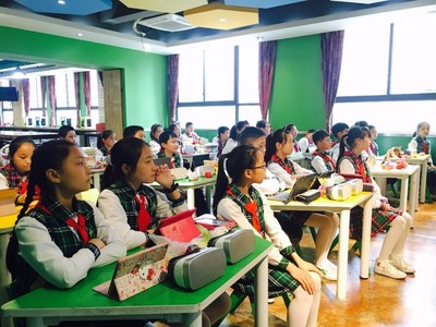 智海云天 以VR技术赋能未来教育，打造沉浸式智慧课堂新生态